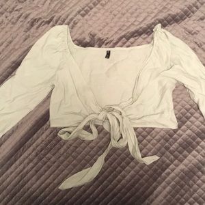 Zaful pale green crop long sleeve